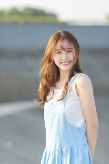 年轻的的小婊孑2在线观看